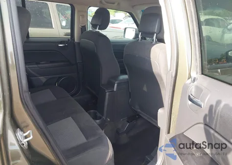 2016 Jeep Patriot Latitude из США, поврежденный, VIN 1C4NJPFB7GD537598